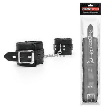 Черные оковы на металлических карабинах 